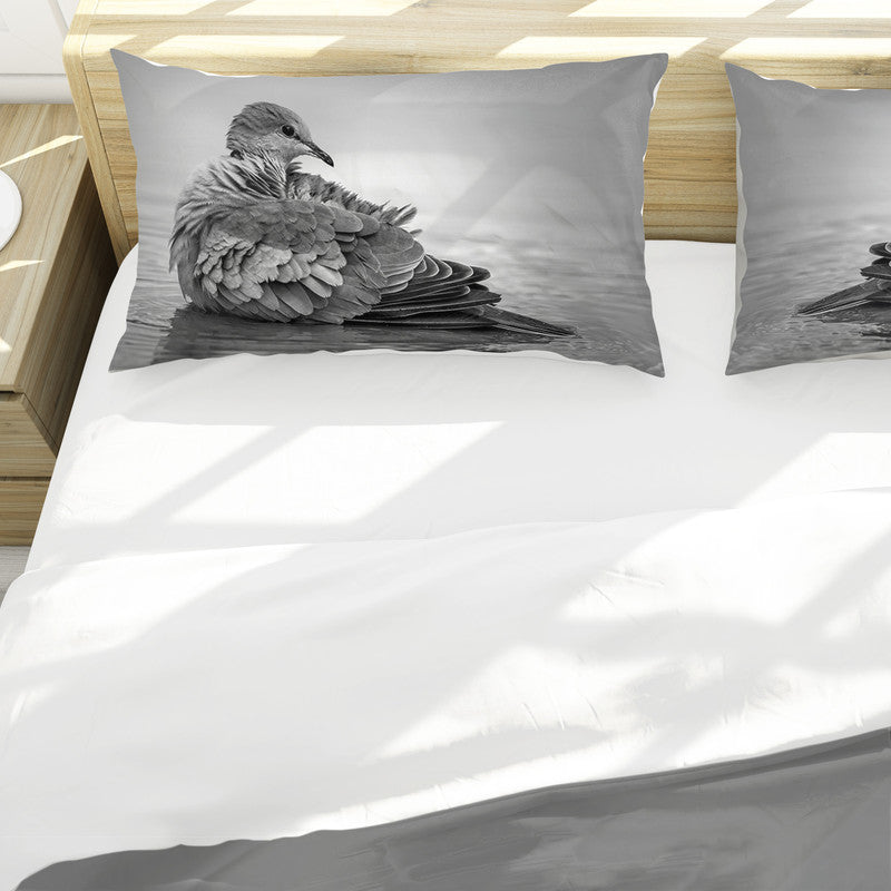 Cape Turtle Dove By Fanie Heymans Duvet Cover Set