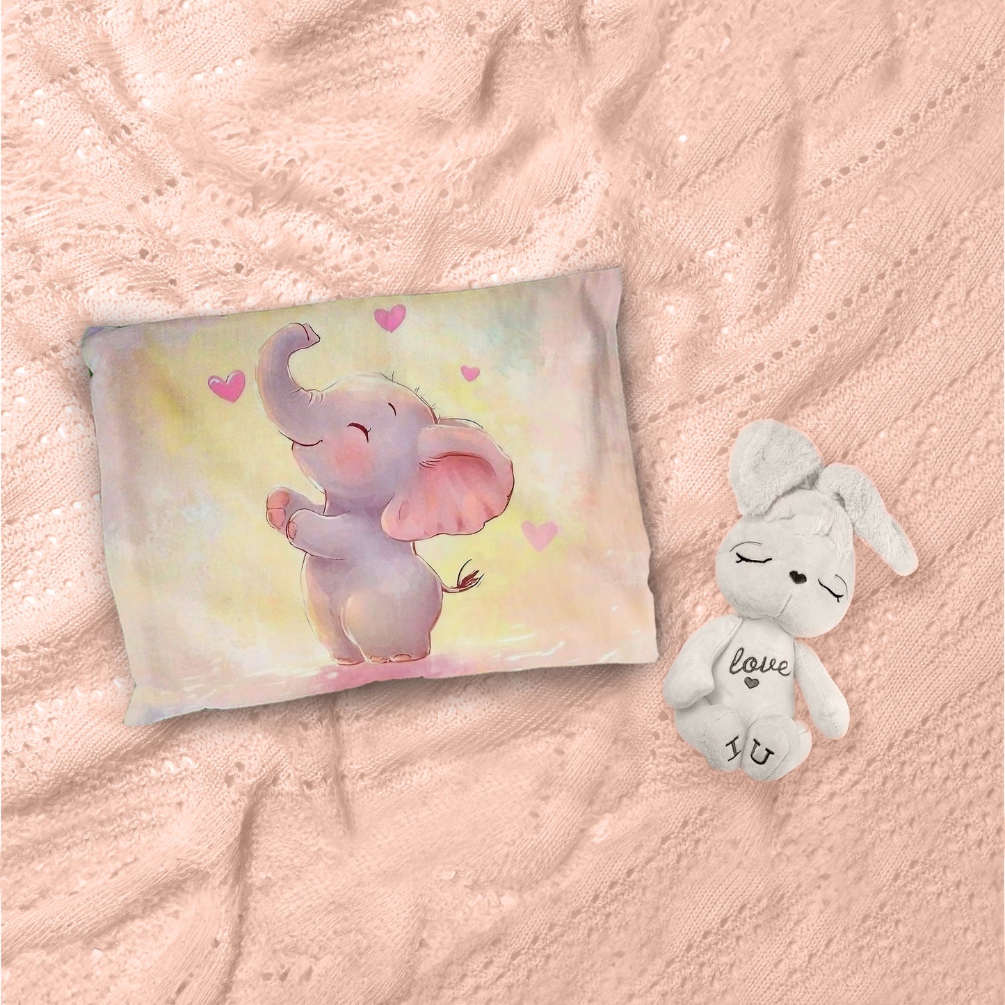 Elly holding Balloons Cot Set
