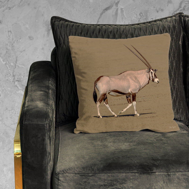 Gemsbok Nossob Luxury Scatter by Fanie Heymans