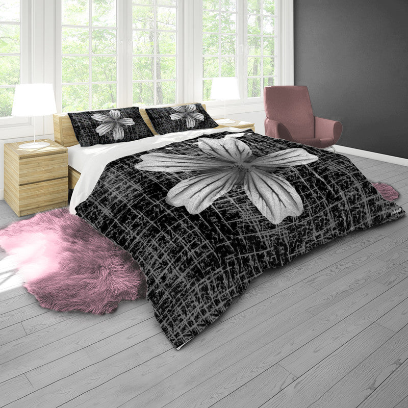 Geranium Renardi Black White Duvet Cover Set by Annette Heymans