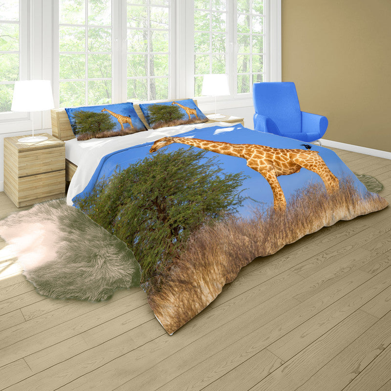Giraffe on Horizon Duvet Cover Set by Fanie Heymans