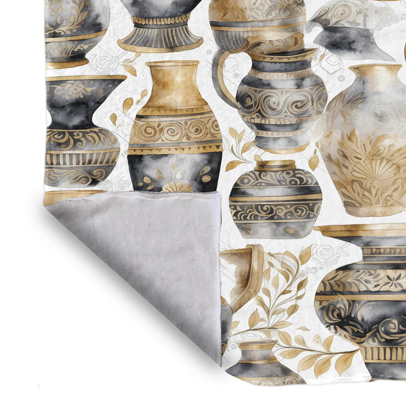 Grecian Heirlooms Light Bed Throw