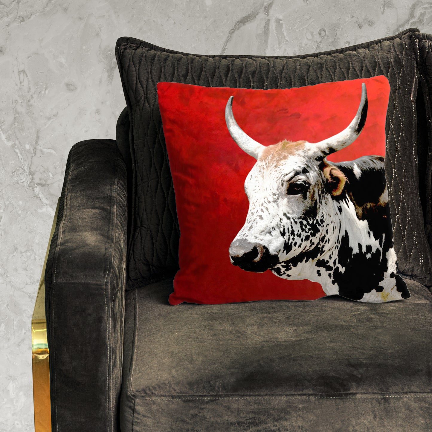 Horn Shadows Luxury Scatter