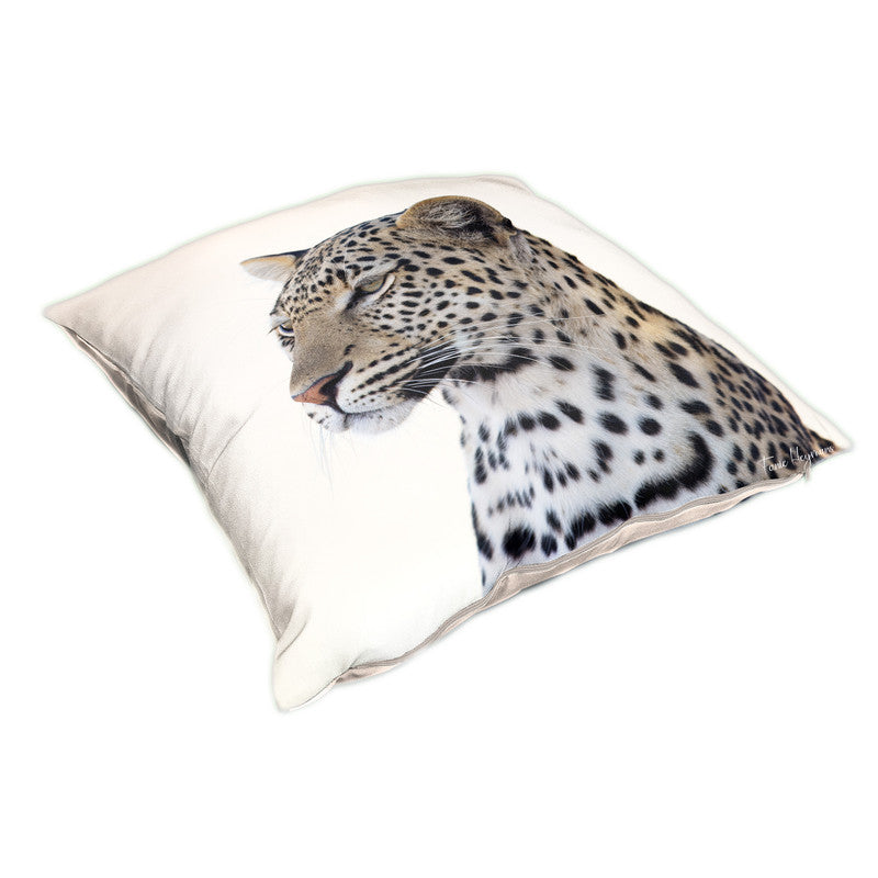 Kgalagadi Leopard Luxury Scatter by Fanie Heymans