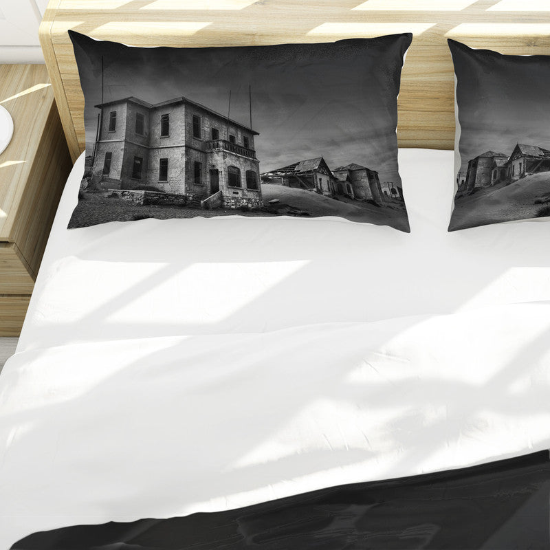 Kolmanskop Black White By Fanie Heymans Duvet Cover Set