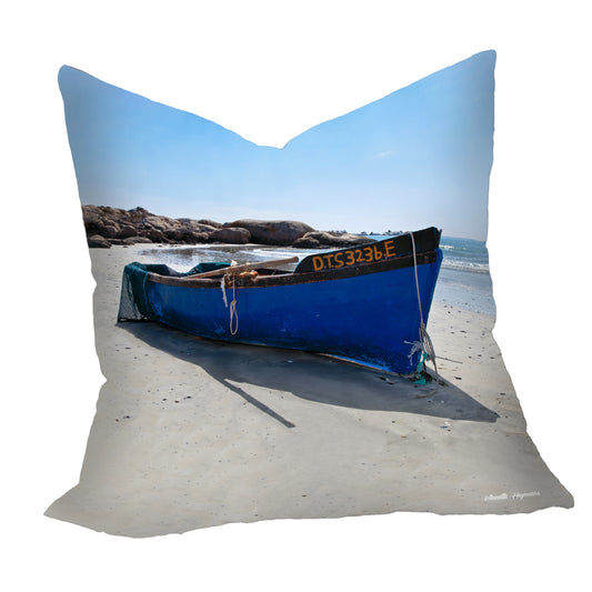 Little Boat on Shores Luxury Scatter by Annette Heymans