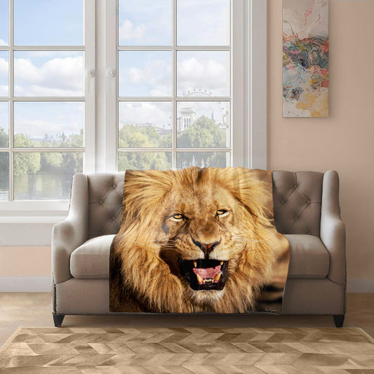 Male Lion Roaring Light Weight Fleece Blanket By Fanie Heymans