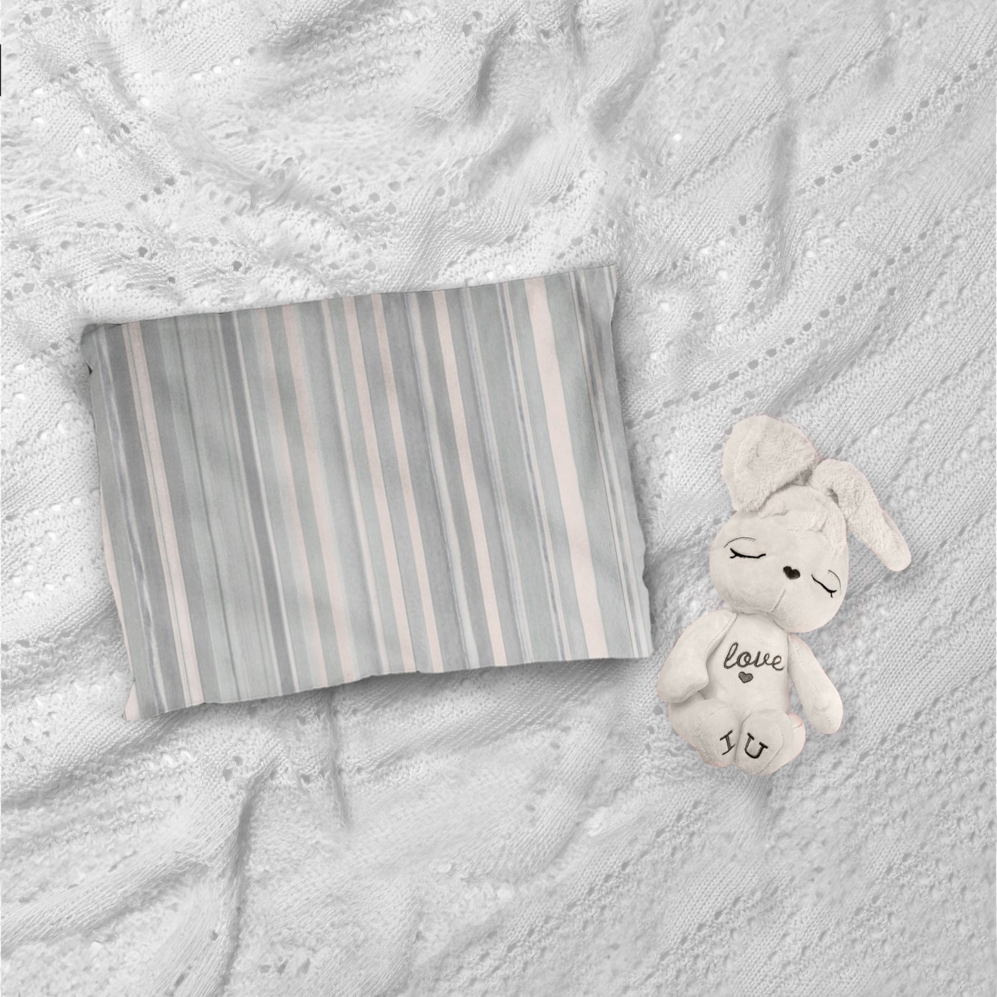 Patches of Love Cot Set