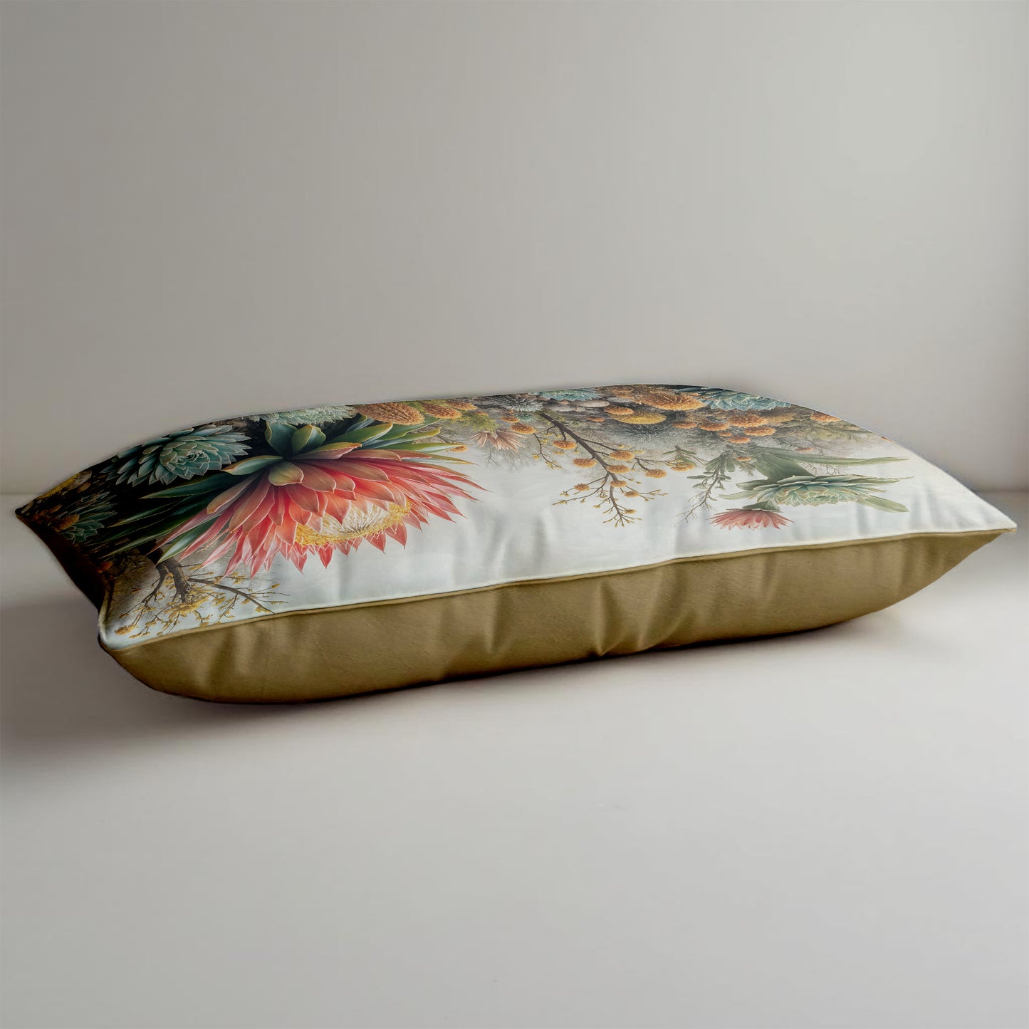 Protea Succulent Metamorphosis King Luxury Scatter