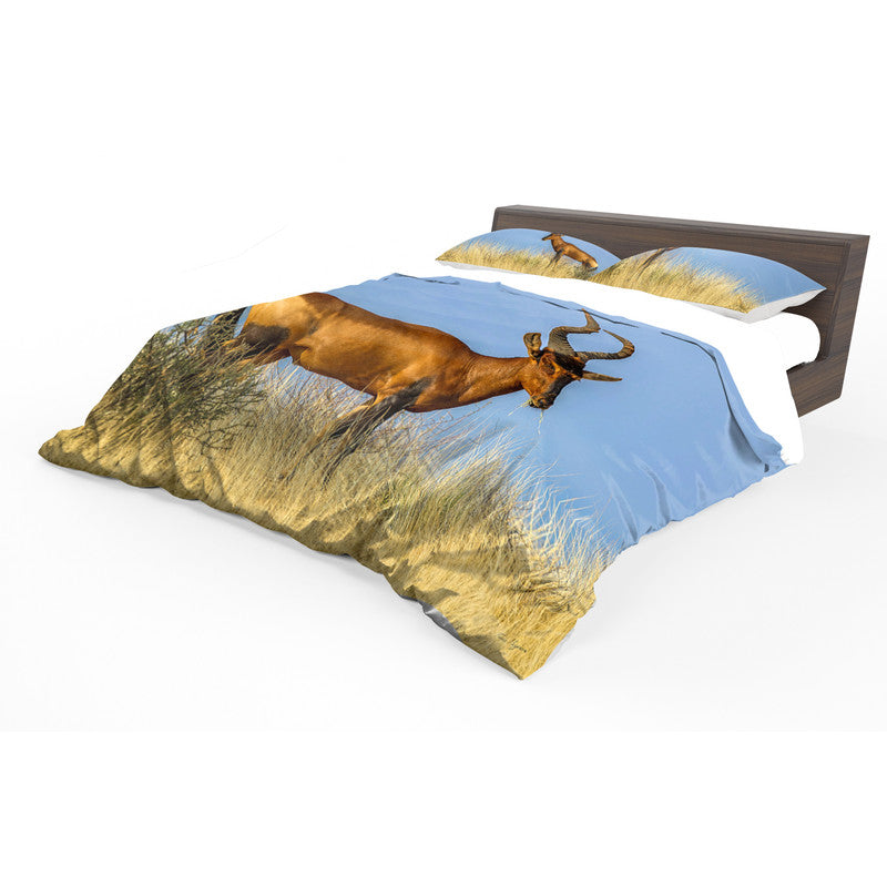 Rooi Hartebees By Fanie Heymans Duvet Cover Set