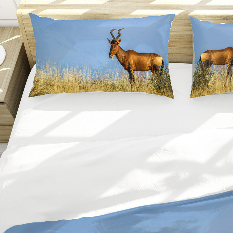 Rooi Hartebees By Fanie Heymans Duvet Cover Set