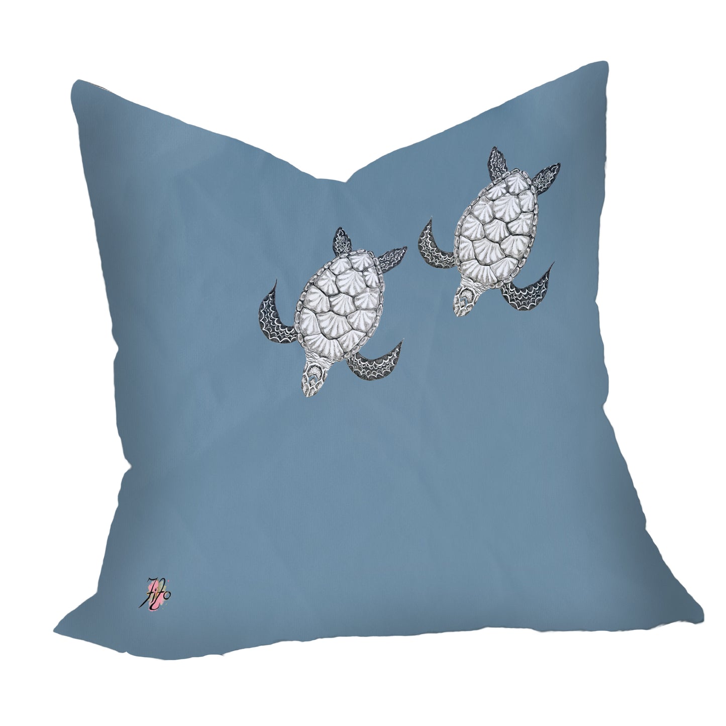 Turtle View Diving on Smokey Blue Luxury Scatter by Fifo