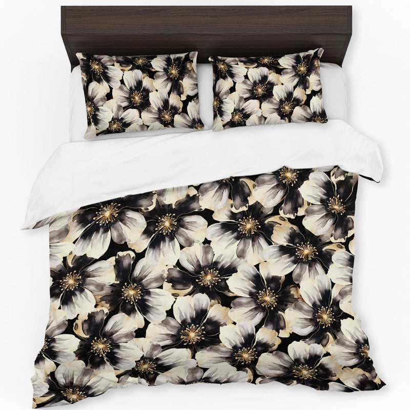 Water Painted Gold Trimmed Flower Duvet Cover Set By Mark Van Vuuren