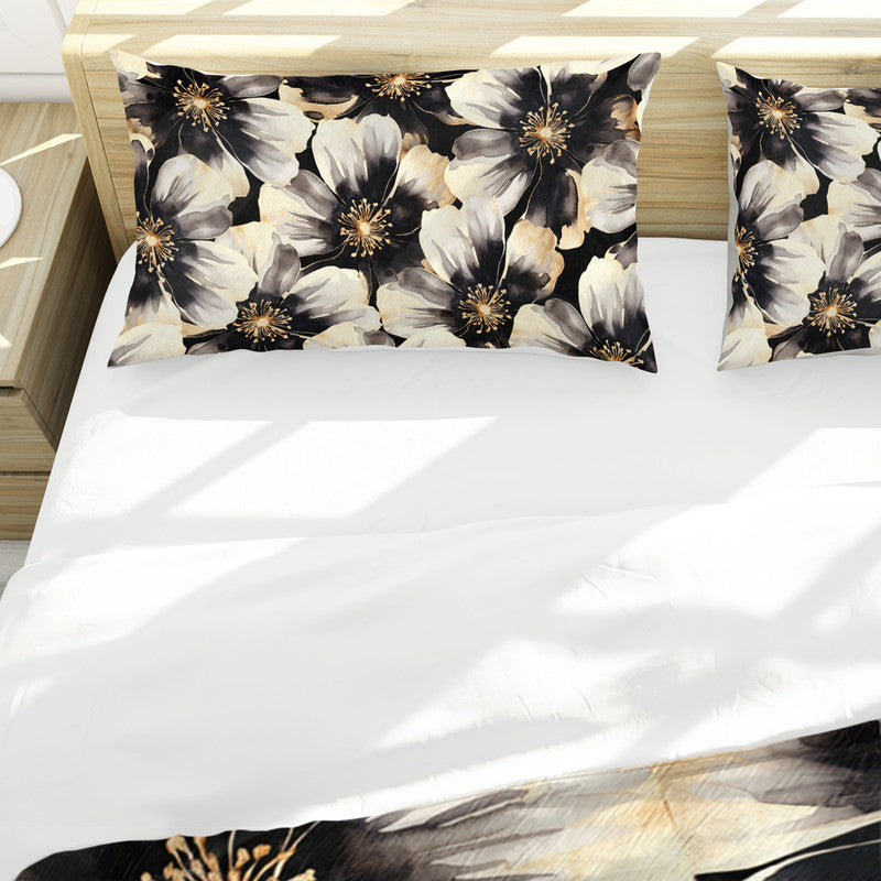 Water Painted Gold Trimmed Flower Duvet Cover Set By Mark Van Vuuren