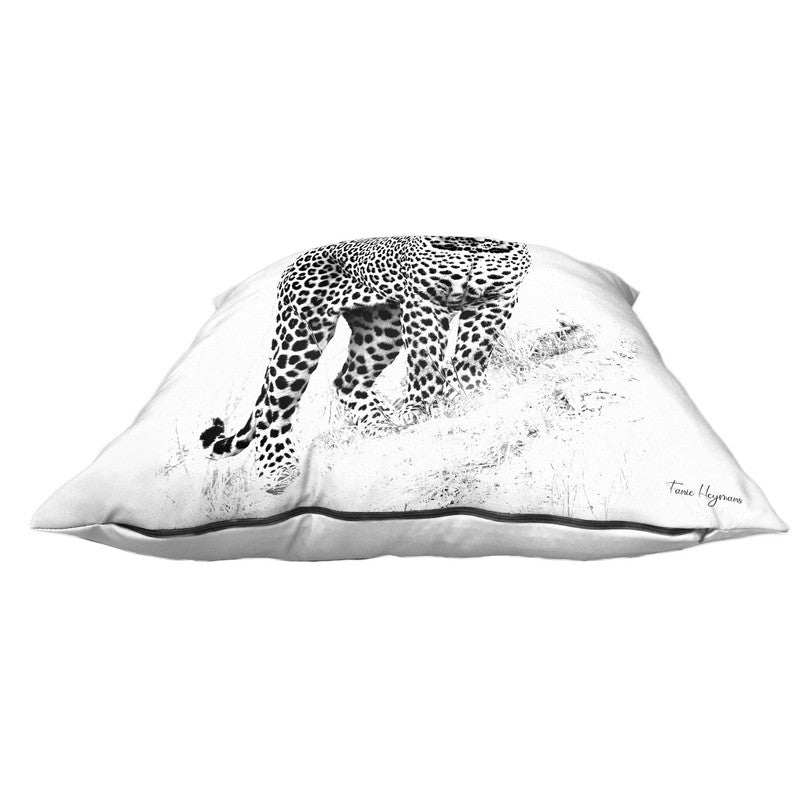 Leopard Black & White Luxury Scatter By Fanie Heymans