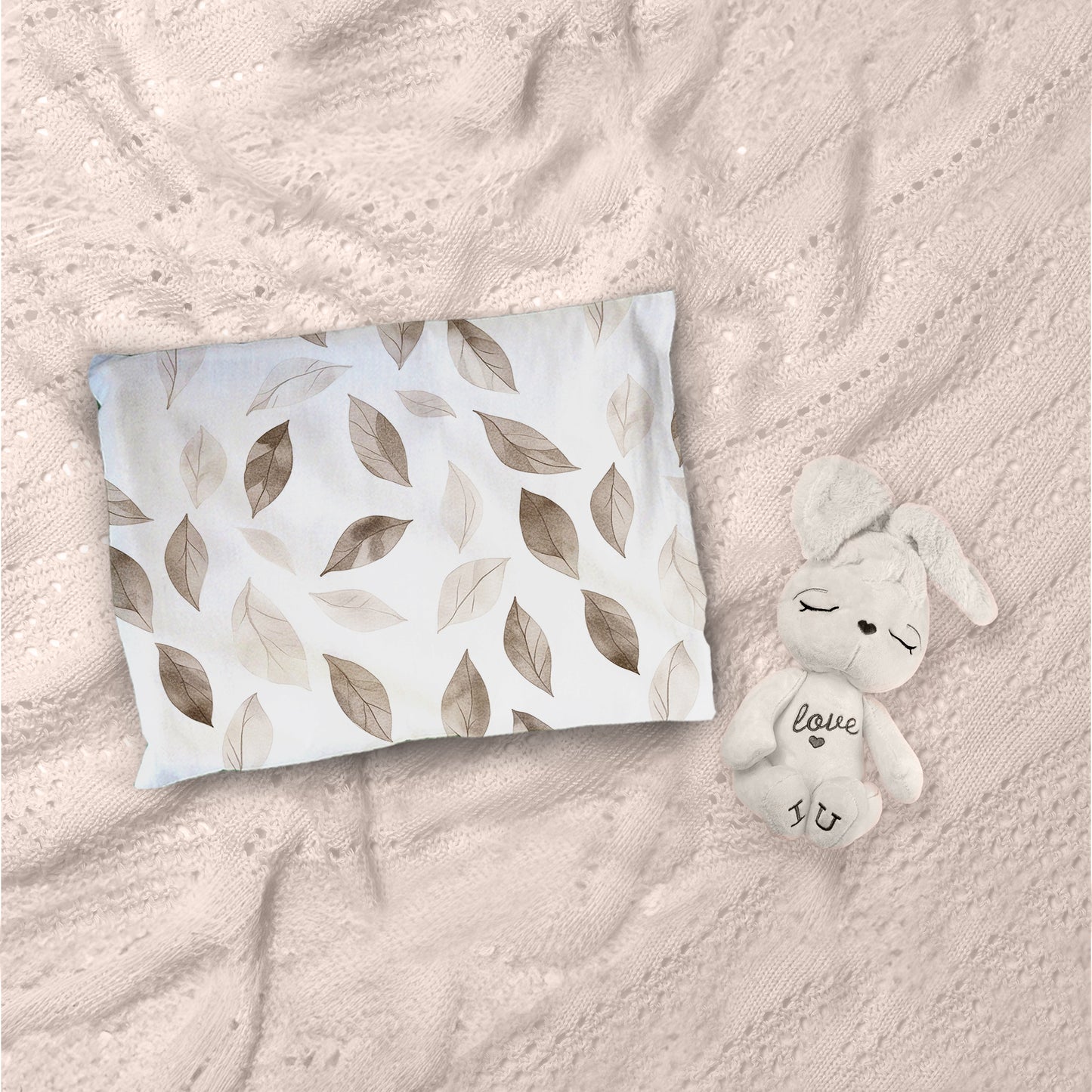Autumn Baby Tiger Cot Set by Mark van Vuuren
