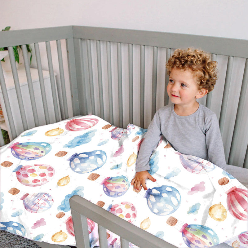 Bright Air Balloons Cot Set