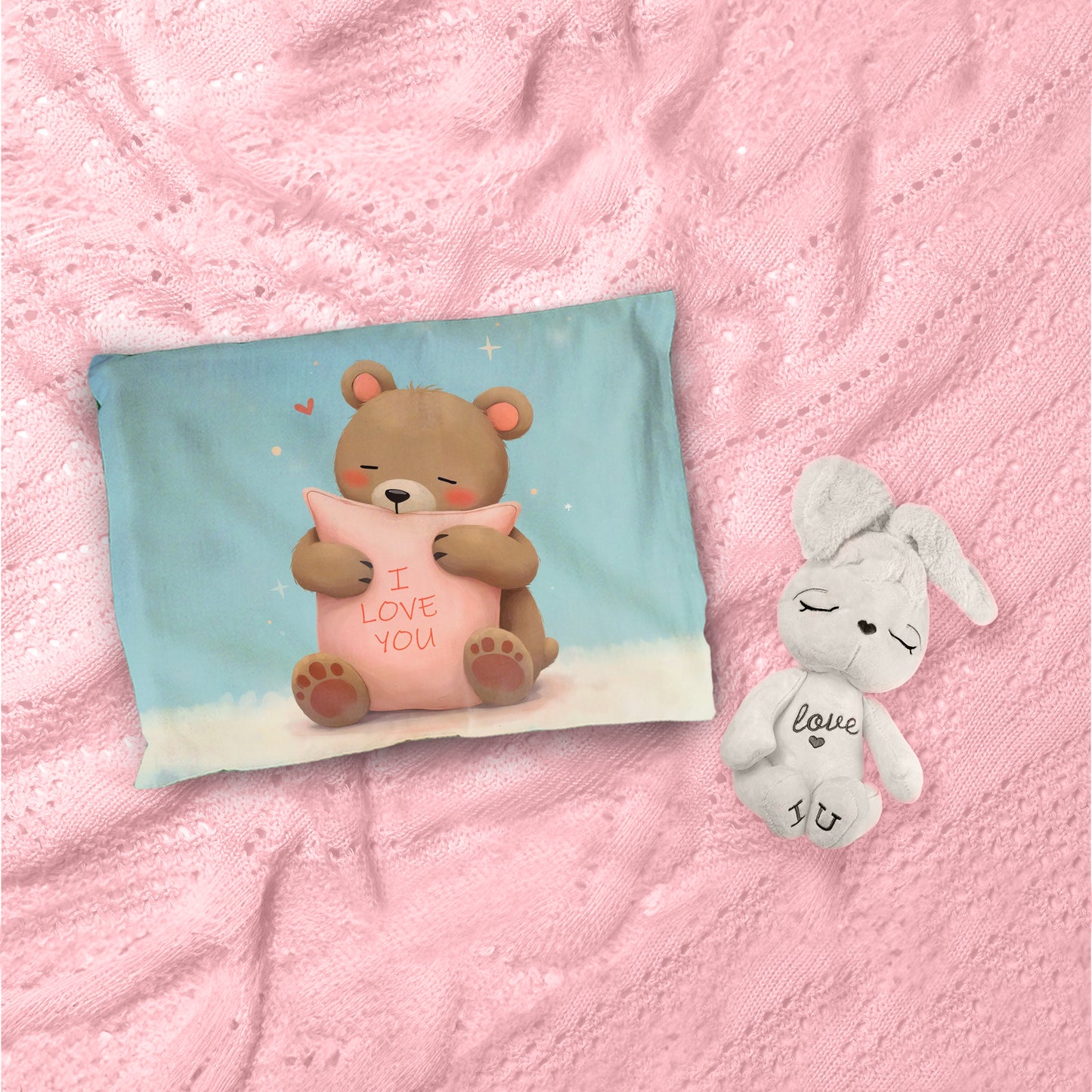 Brown Bear Loves You Cot Set