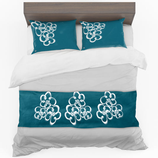 Daisies Bold on Teal By Fifo Bed Runner and Optional Pillowcases