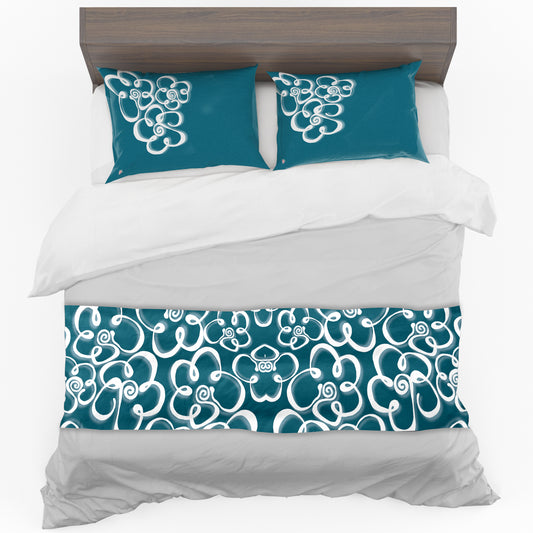 Daisies on Teal By Fifo Bed Runner and Optional Pillowcases