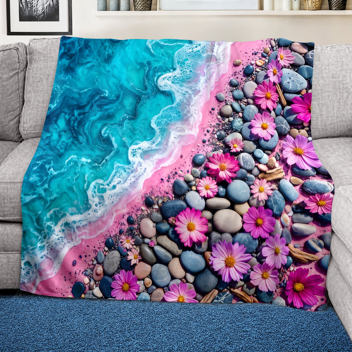 Daisy Pebble Beach Light Weight Fleece Blanket