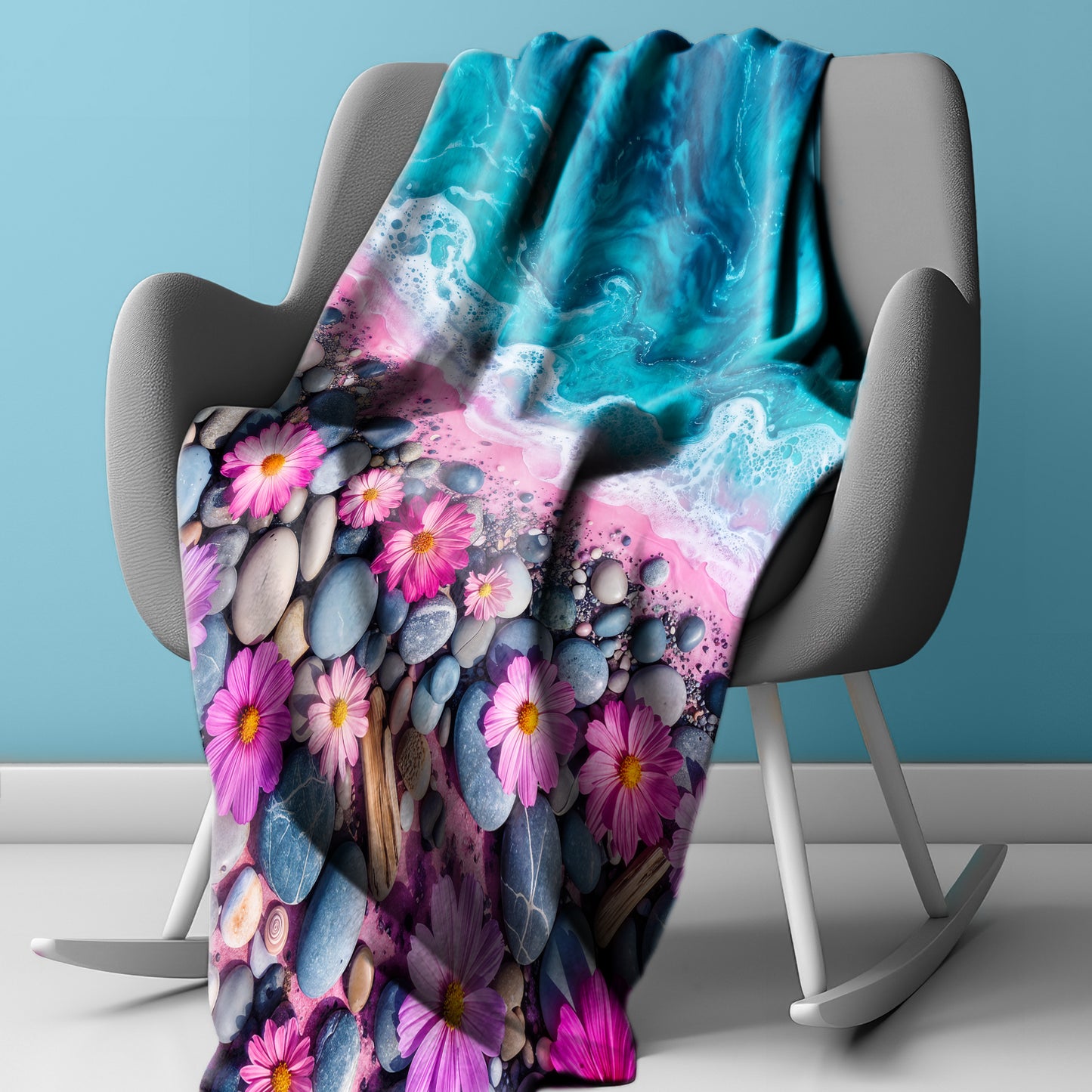 Daisy Pebble Beach Light Weight Fleece Blanket