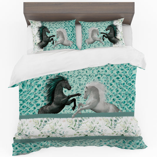 SPECIAL: Green Leaves Horse Battle Duvet Cover Set - Three Quarter