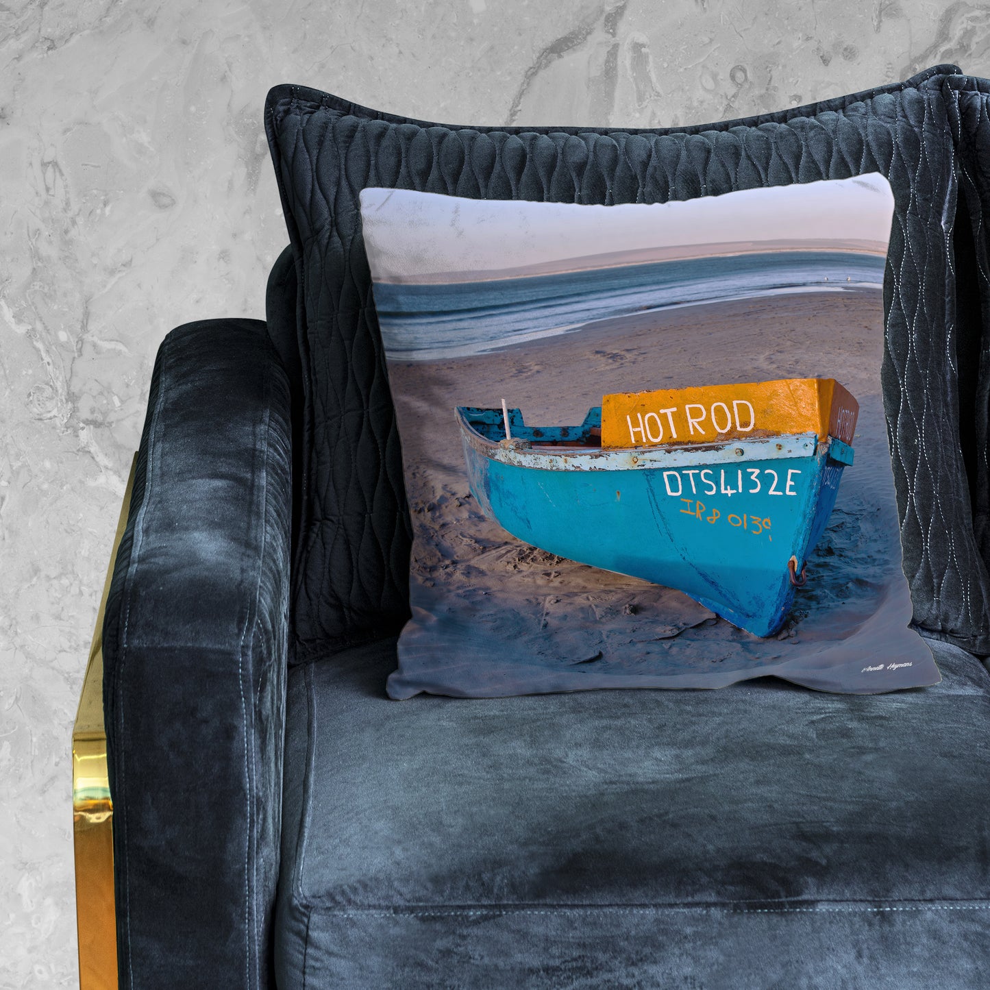 Hotrod Luxury Scatter by Annette Heymans