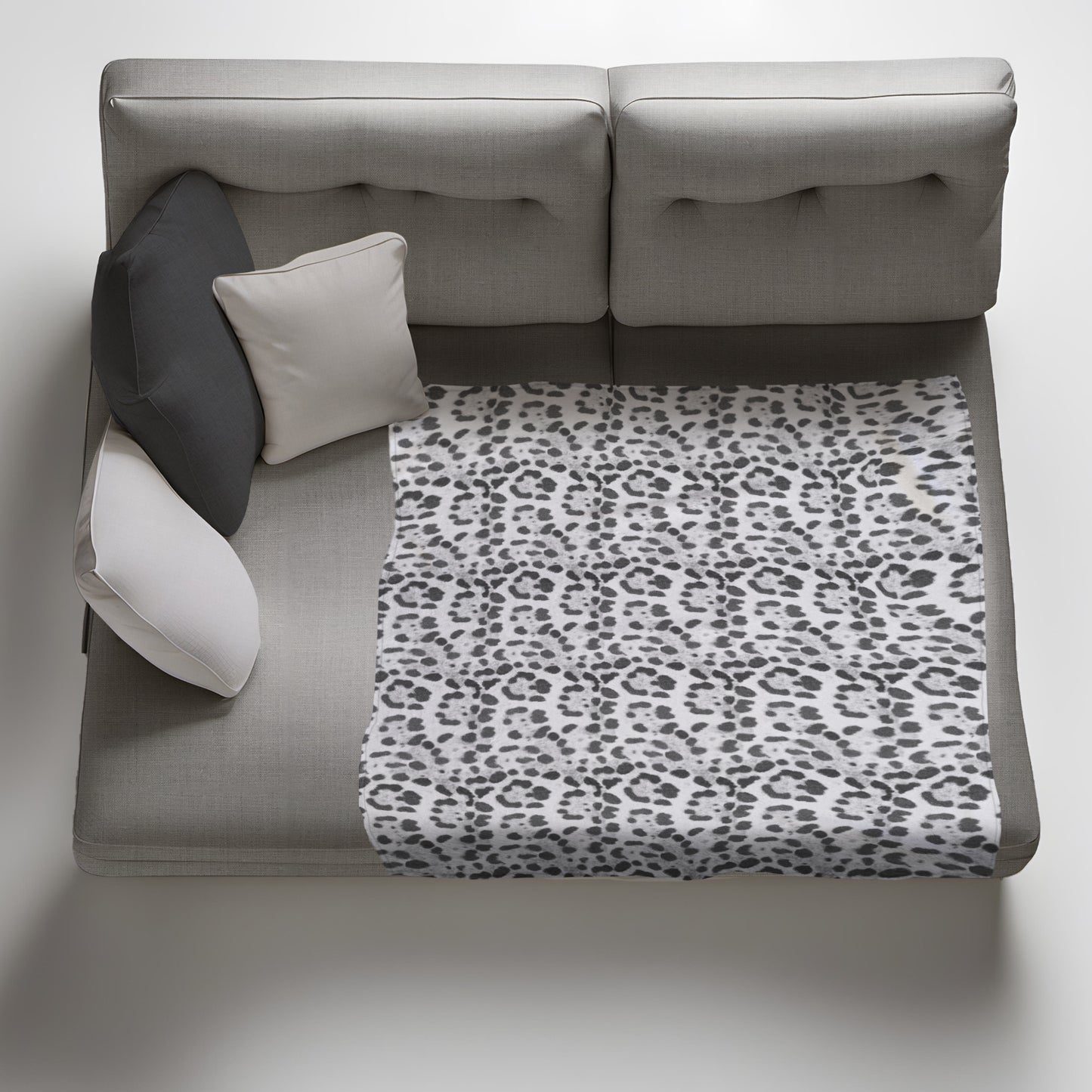 Imitation White Leopard Fur Light Weight Fleece Blanket