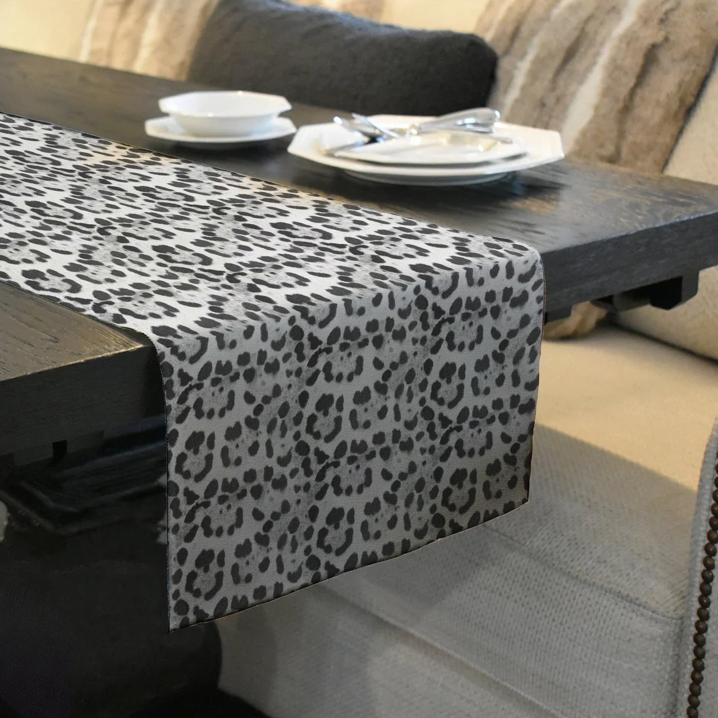 Imitation White Leopard Fur Table Runner