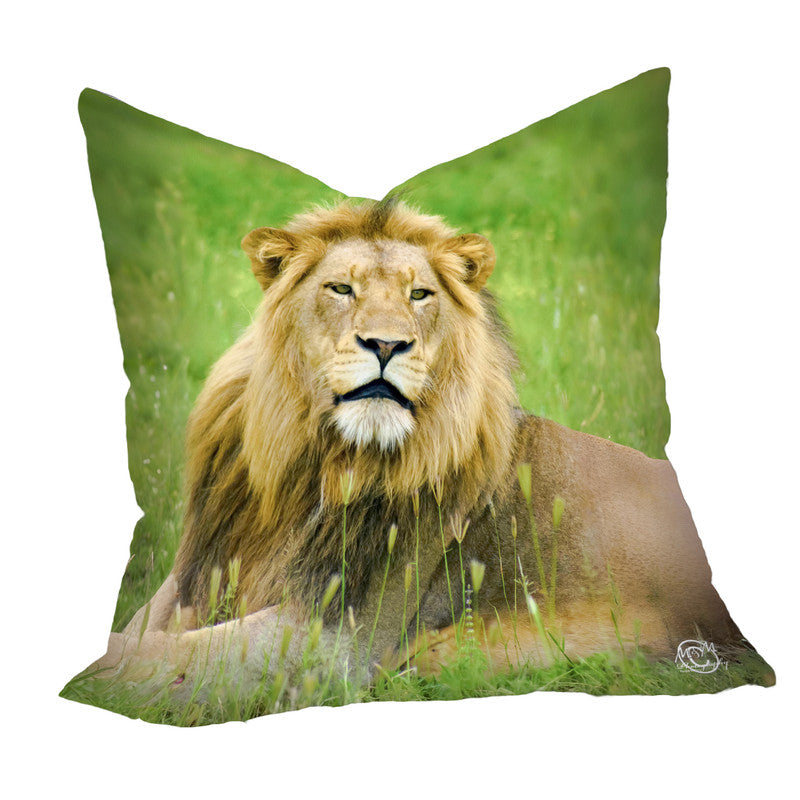 King of the Jungle Luxury Scatter by Ferdie Muller