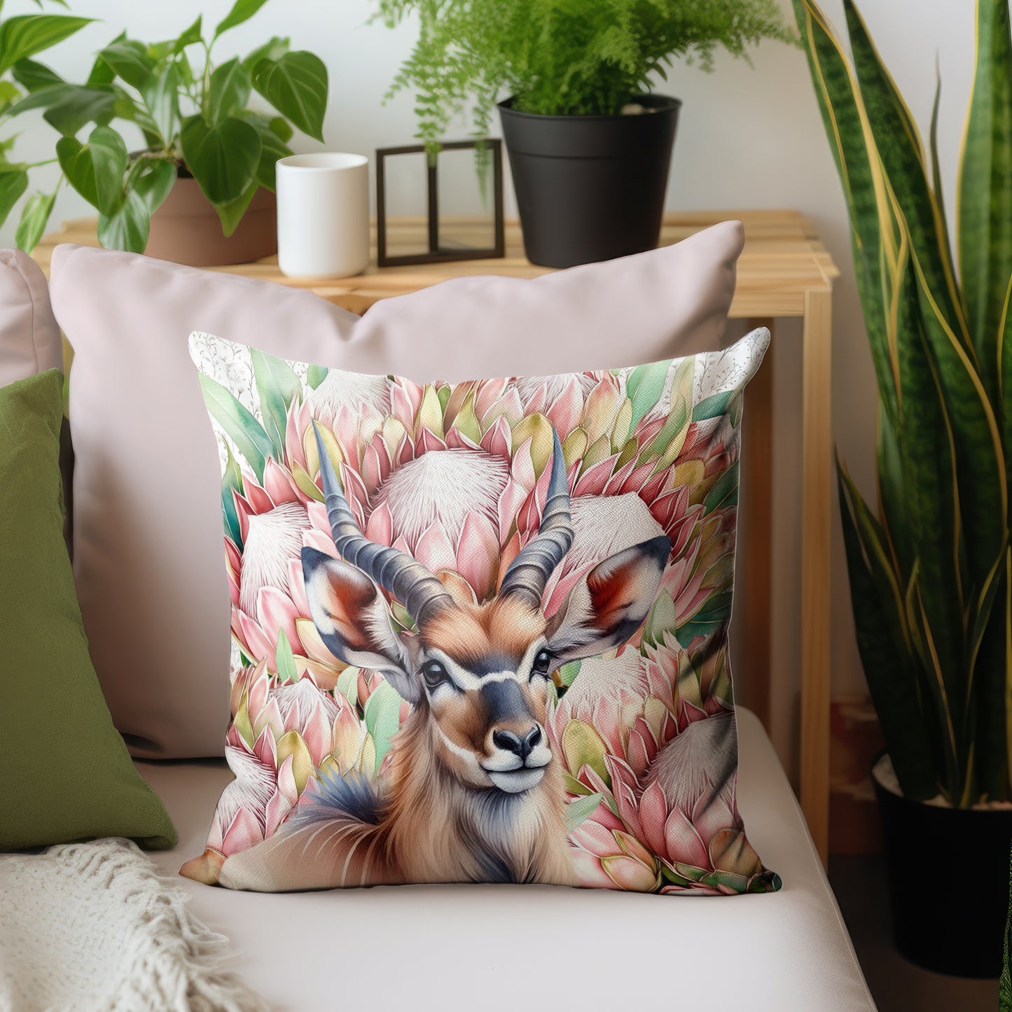 Kudu & Protea Luxury Scatter by Mark van Vuuren