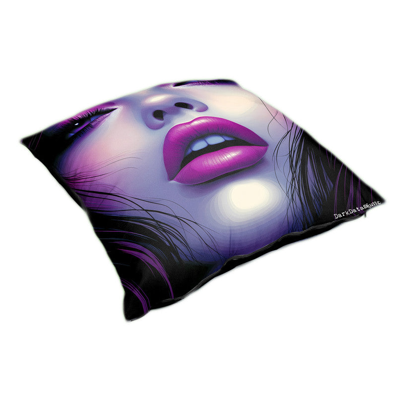 Lady Lunara Secret Luxury Scatter by Wikus Schalkwyk