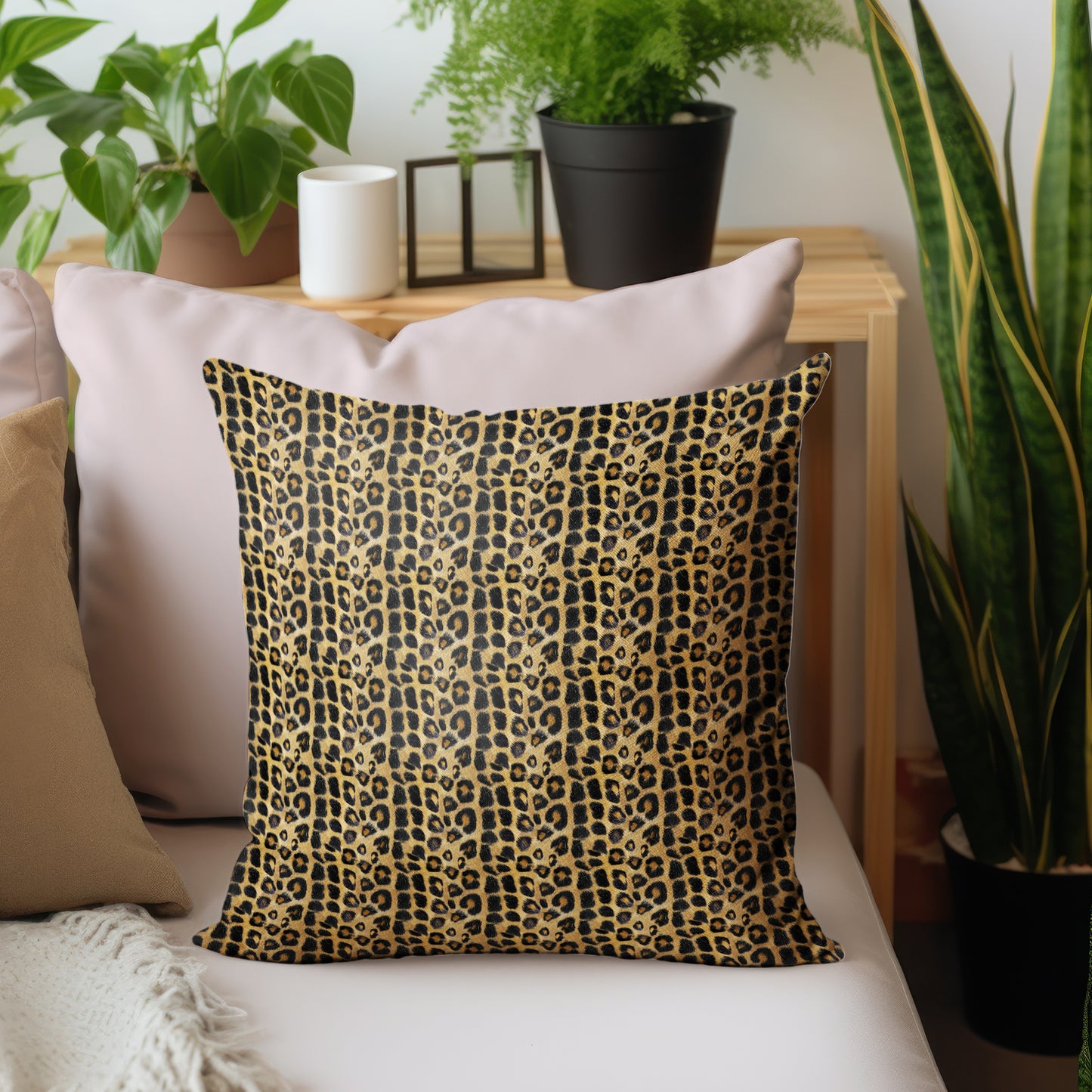 Leopard Dots Luxury Scatter