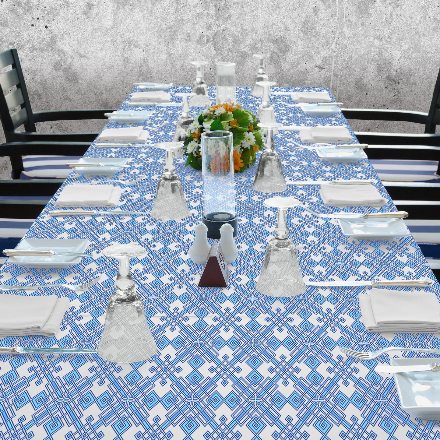 Light Blue on White Geometric Pattern 3m Rectangle Tablecloth