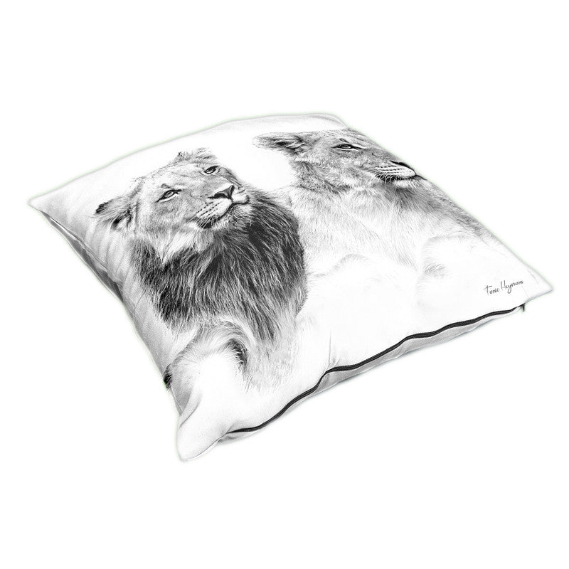Teenager Lion Black & White Luxury Scatter By Fanie Heymans