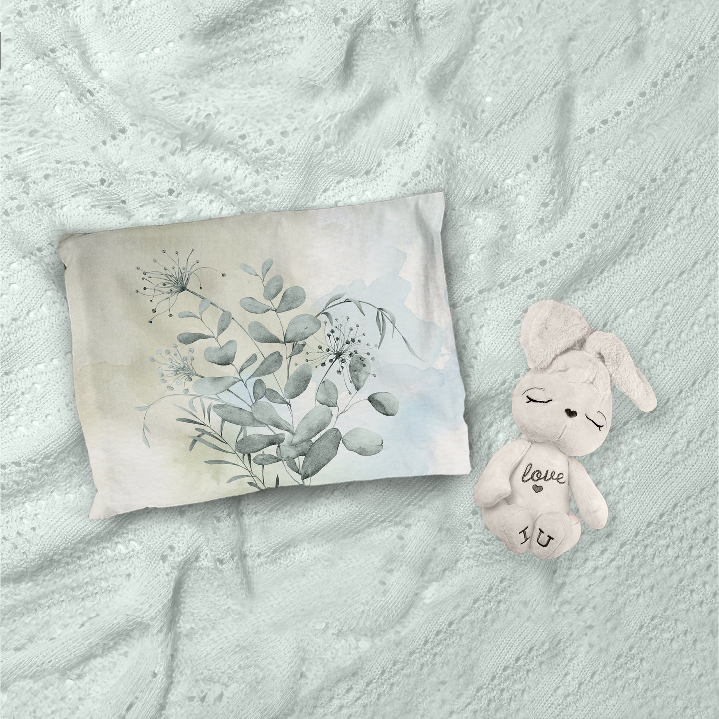 Nose to Nose Cot Set