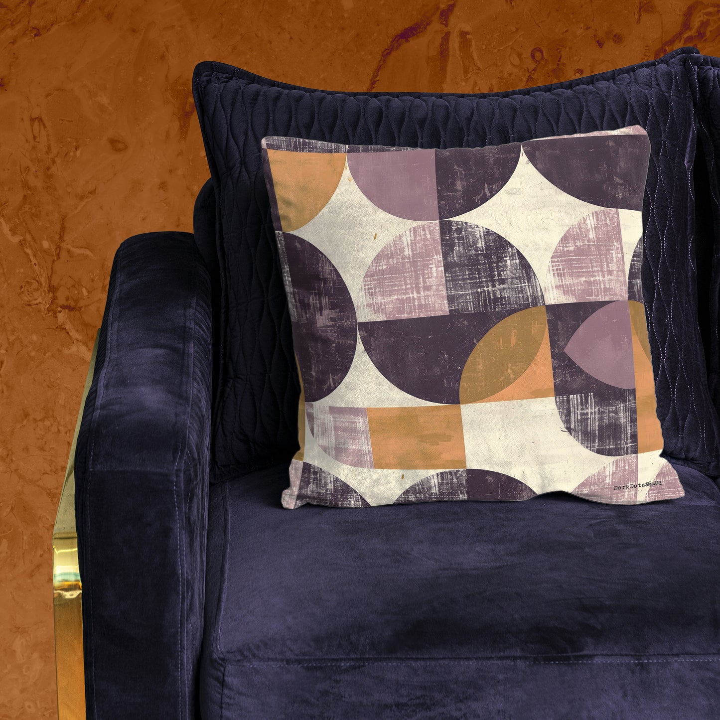 Oddly Shaped Luxury Scatter by Wikus Schalkwyk