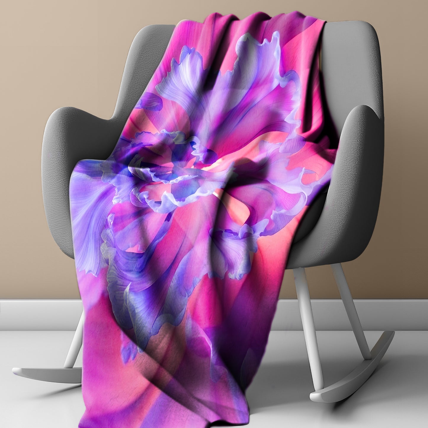 Petal Fusion Light Weight Fleece Blanket