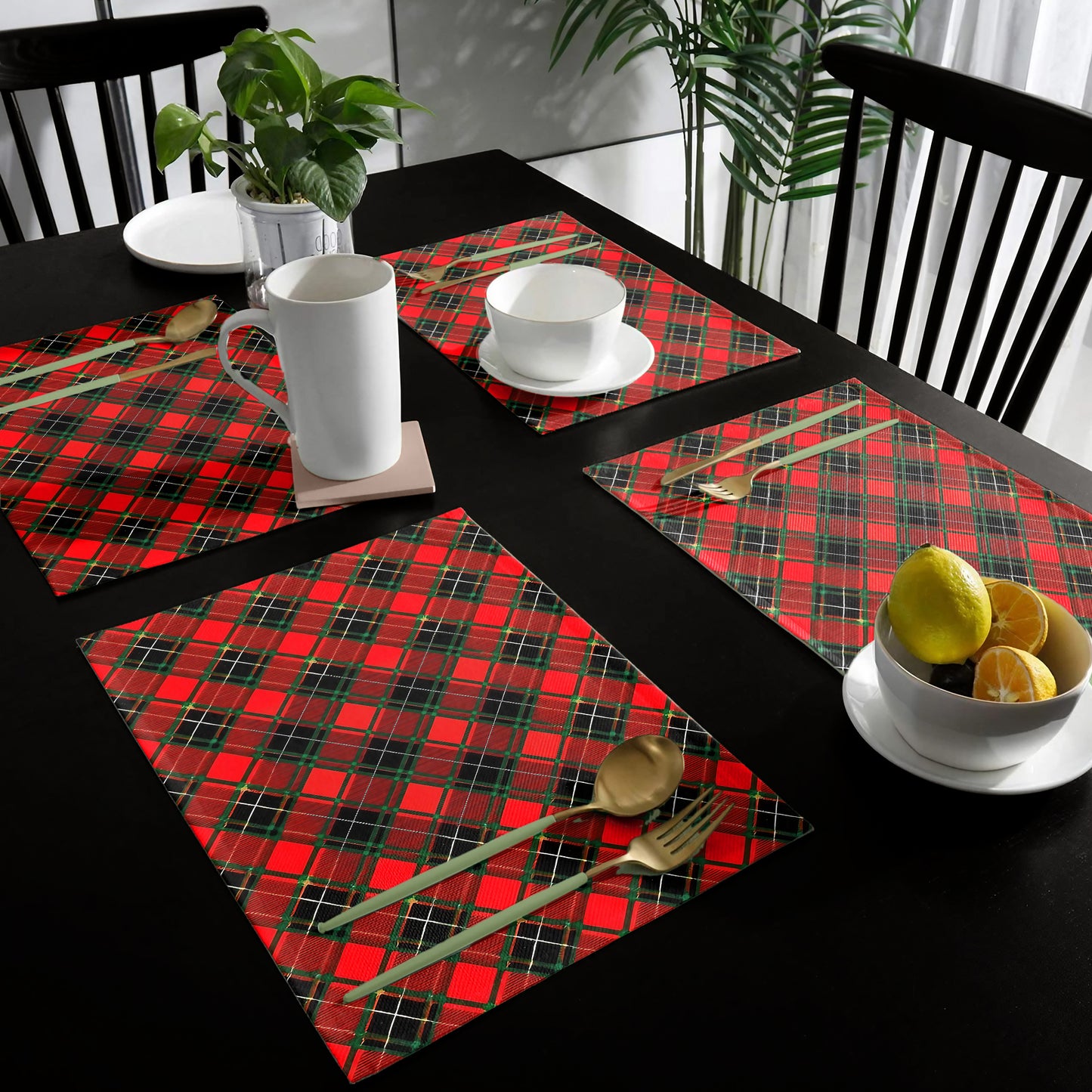 Plated Lumberjack Christmas Pattern Placemats