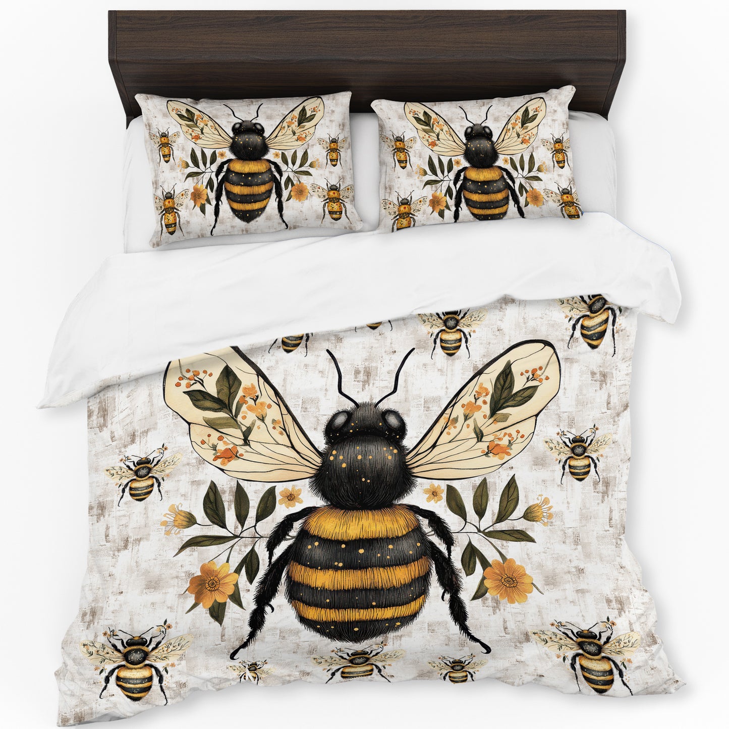 Queen Bee Duvet Cover Set by Mark van Vuuren