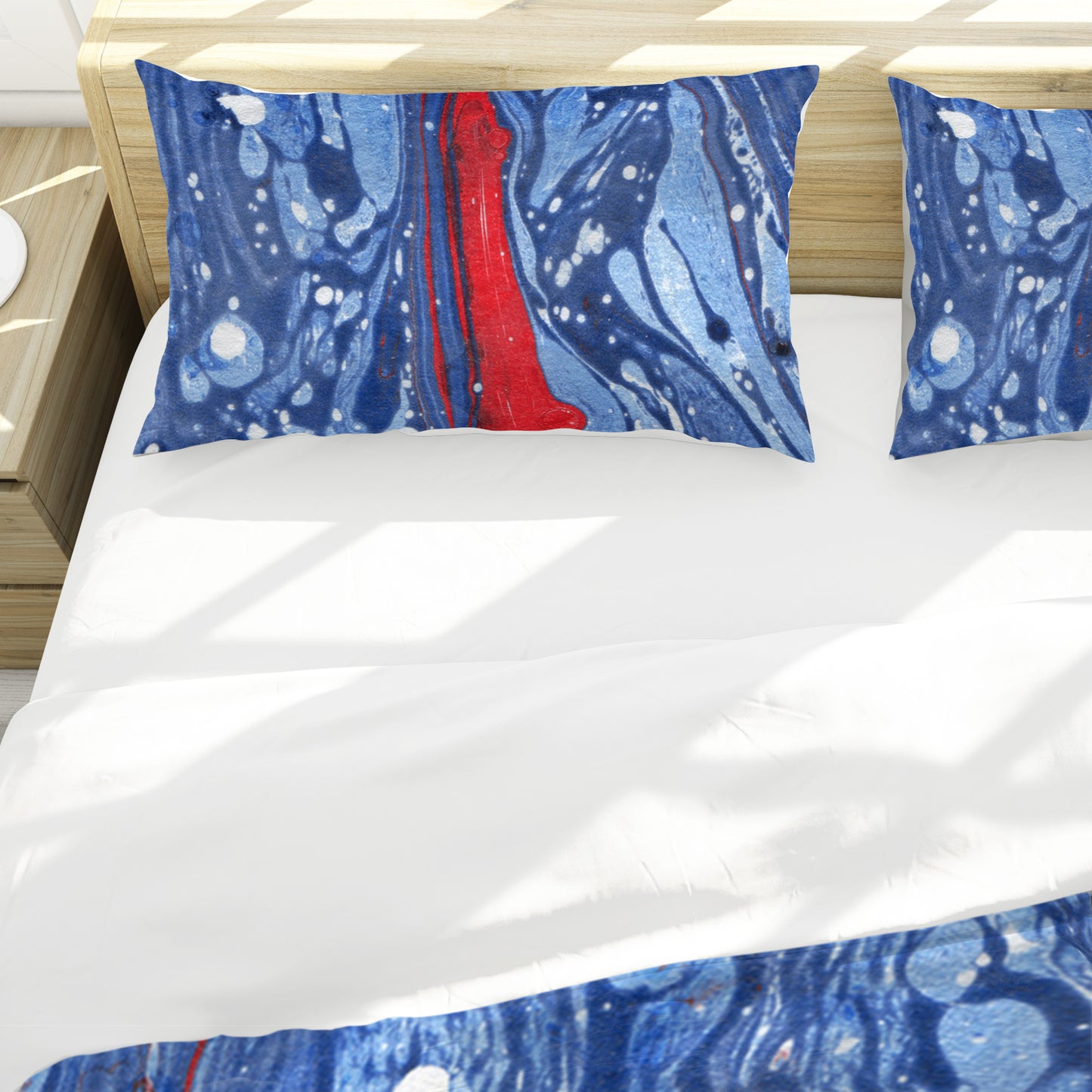 Red Flow Aquamarine Currents Duvet Cover Set