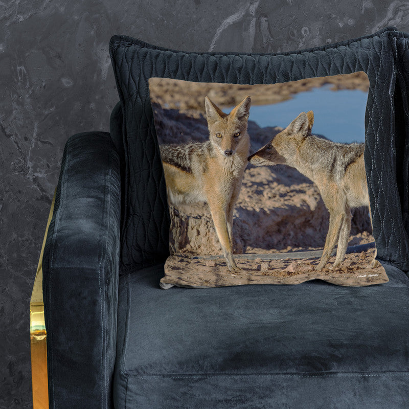 Sniffs and Kisses Luxury Scatter By Annette Heymans