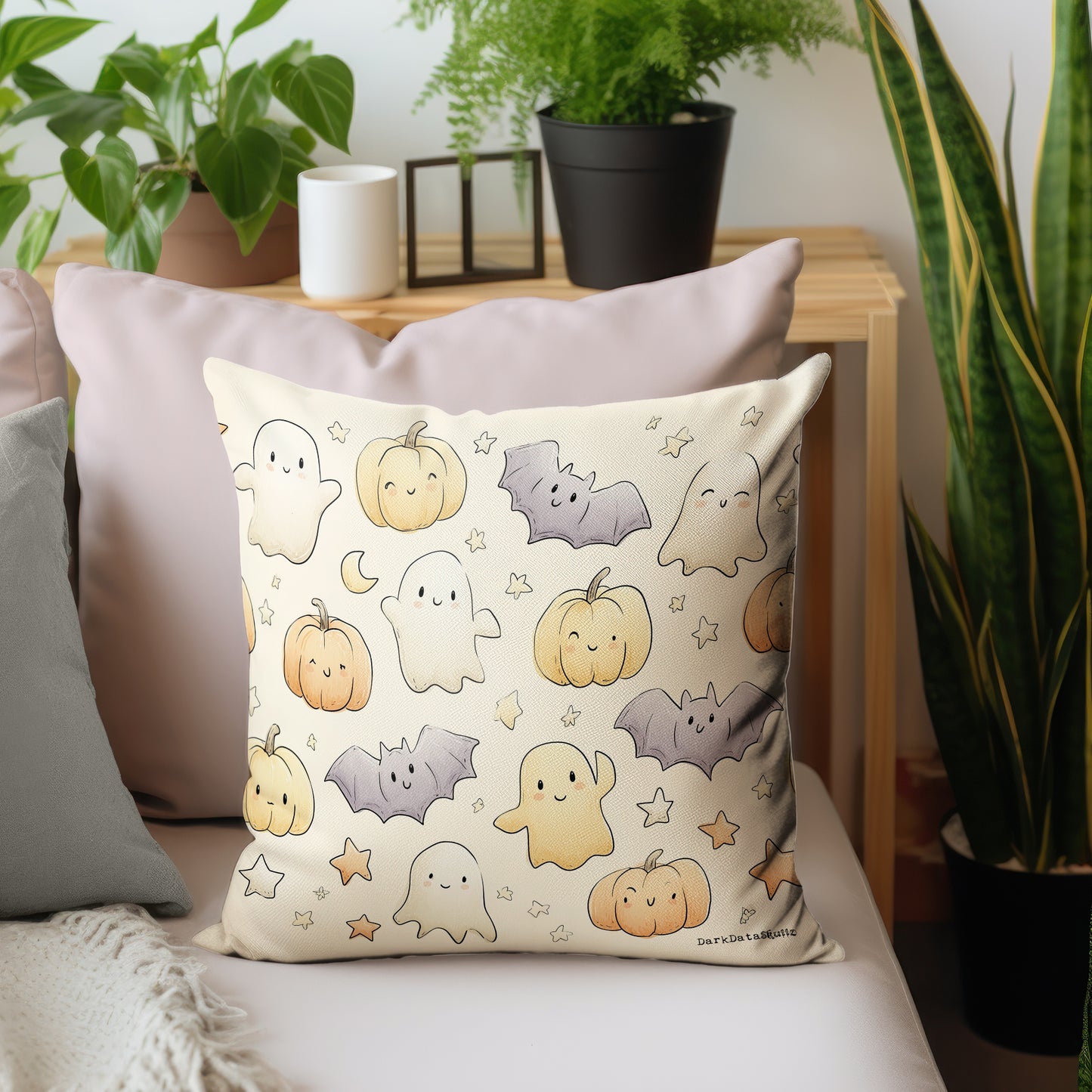 Spooky Cuddle Luxury Scatter by Wikus Schalkwyk