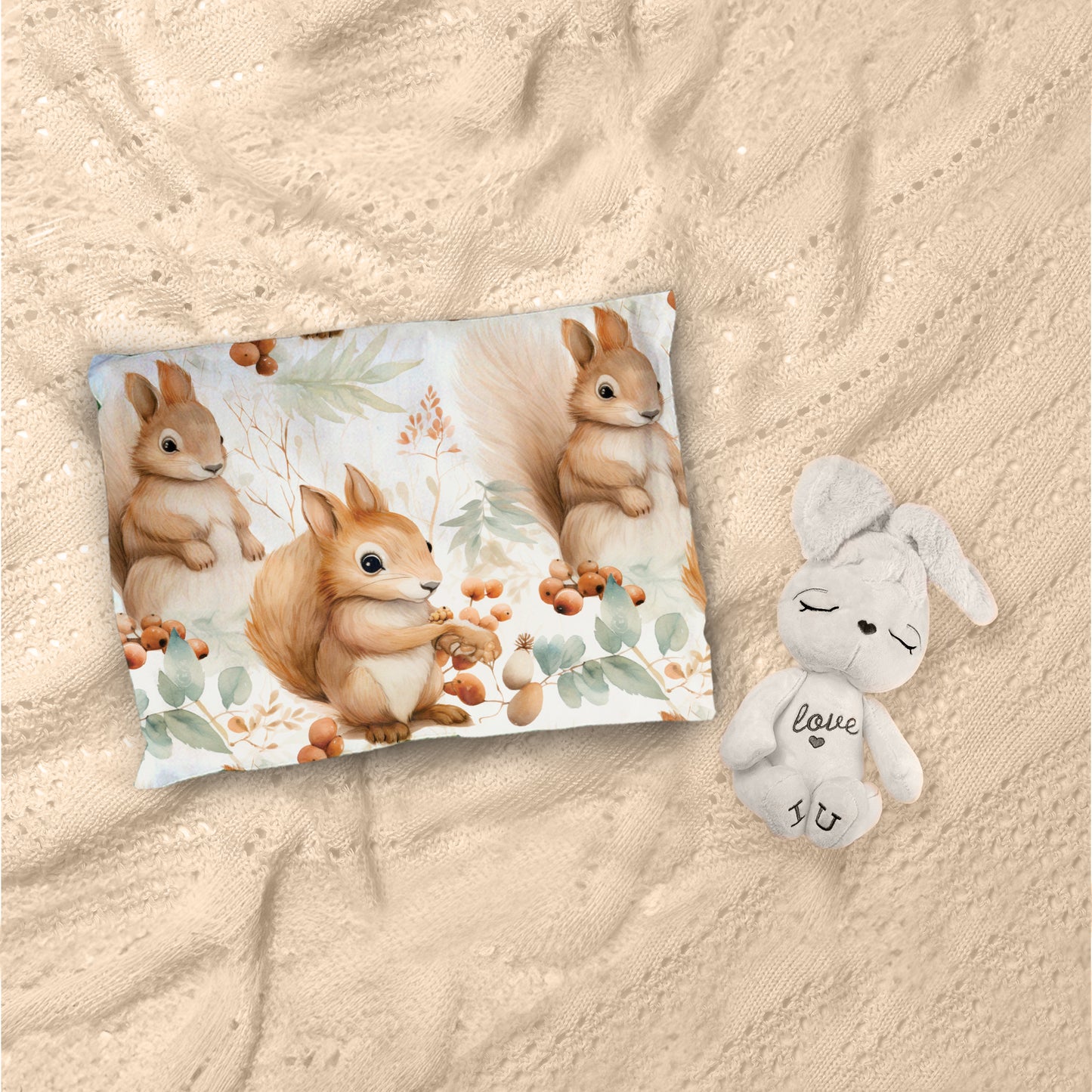 The Squirrel Family Cot Set