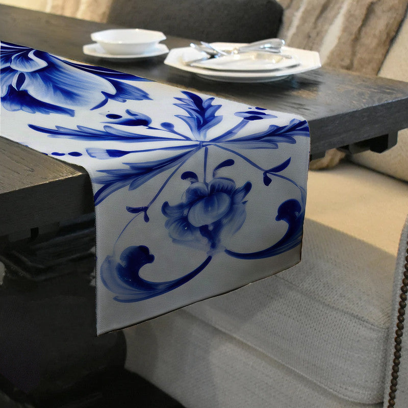 Touch of Delft 160cm Table Runner