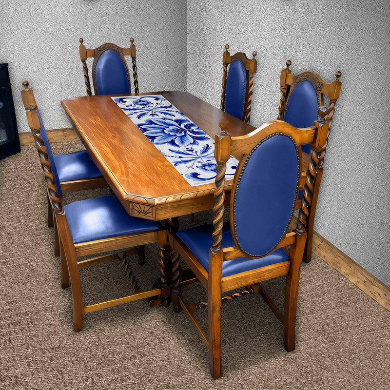 Touch of Delft 160cm Table Runner