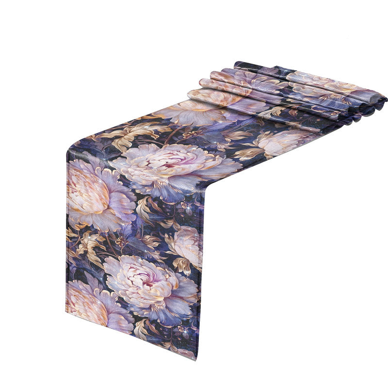 Vintage White Rose Table Runner
