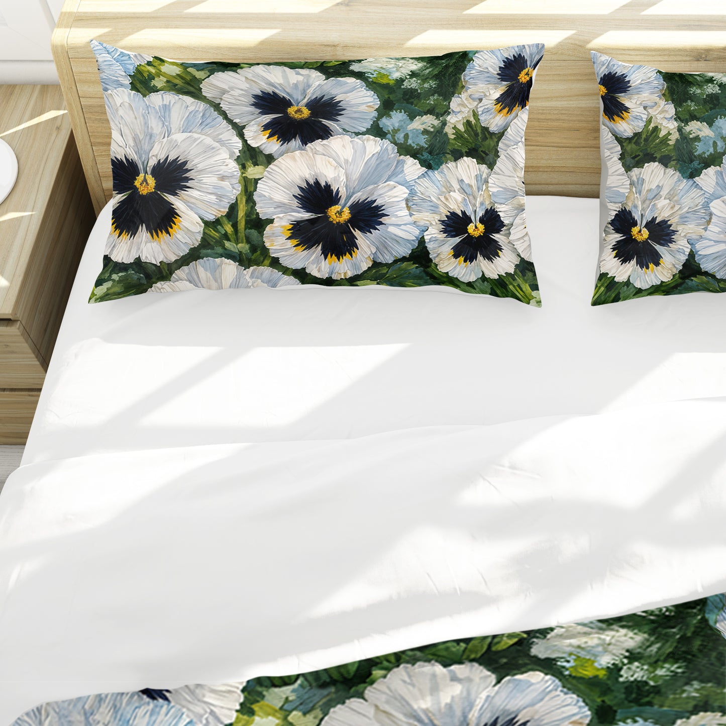 White Pansy Patchwork Duvet Cover Set