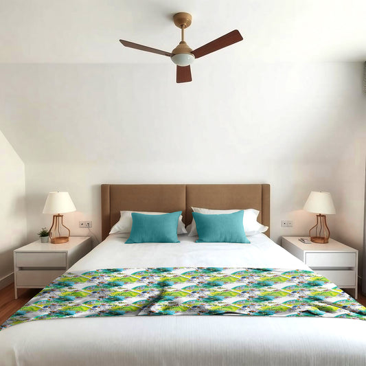 Wild Daisies Light Bed Throw